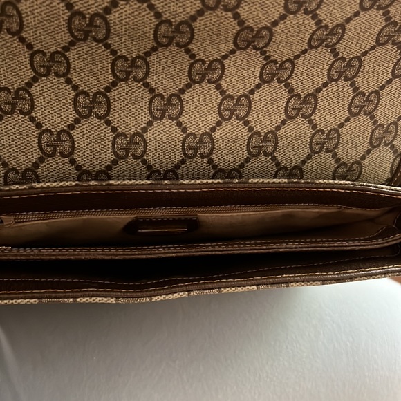 GG Crossbody Bag - Picture 5 of 7